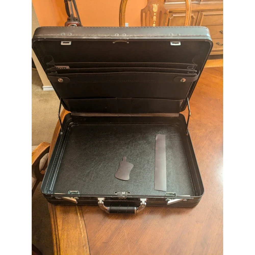 Pratt Professional Cases For Business & Industry BRIEFCASE